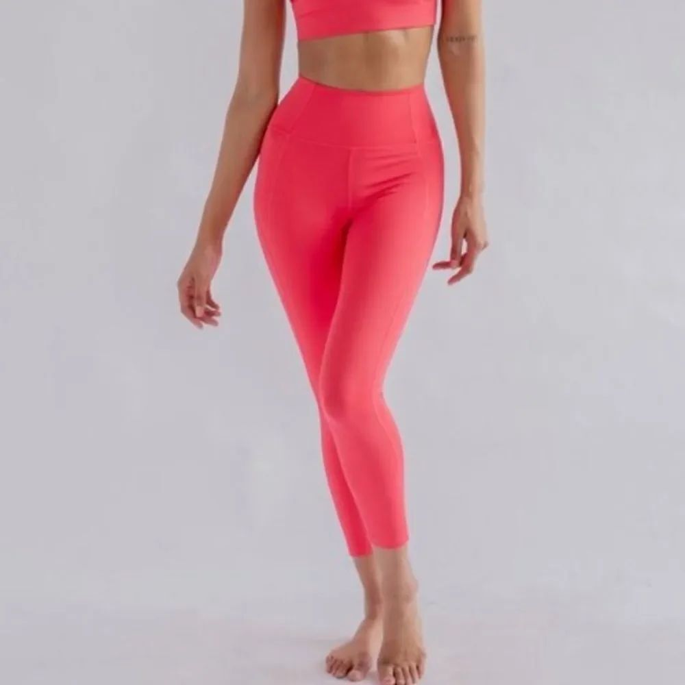 Girlfriend Collective Compressive High Rise Legging Geranium Pink